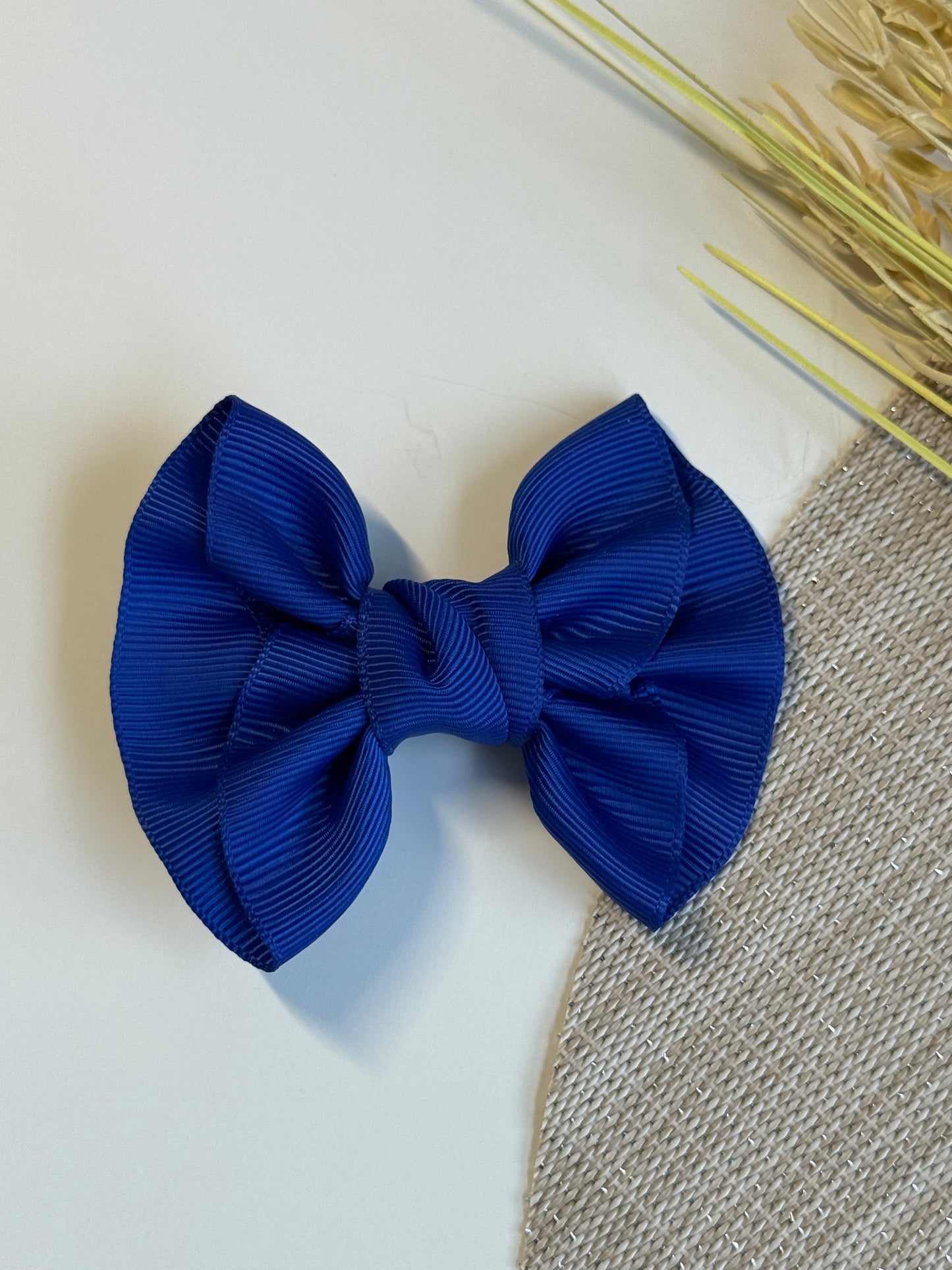 Textured Crinkle Bow