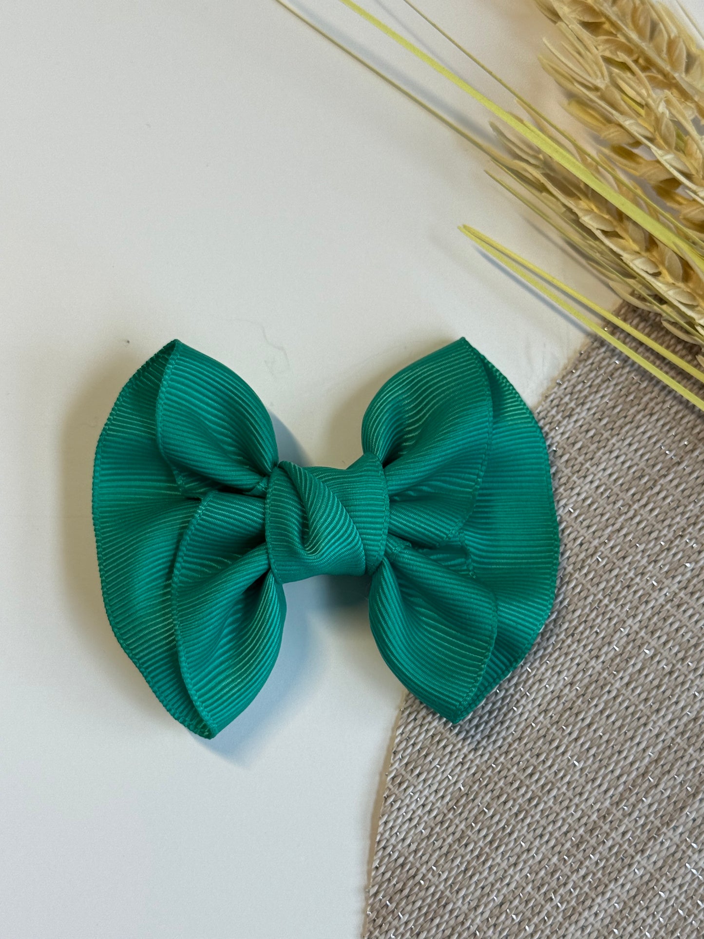 Textured Crinkle Bow