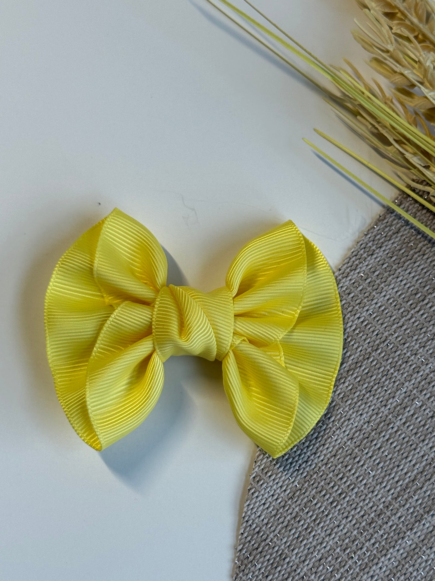 Textured Crinkle Bow
